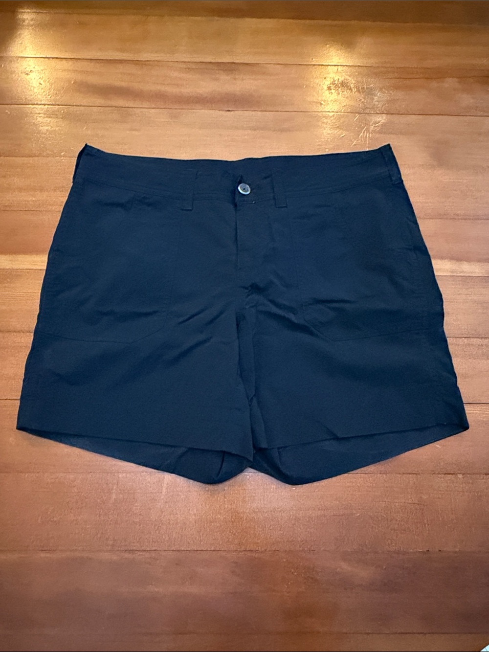 The North Face Women's High-Waist Navy Performance Shorts